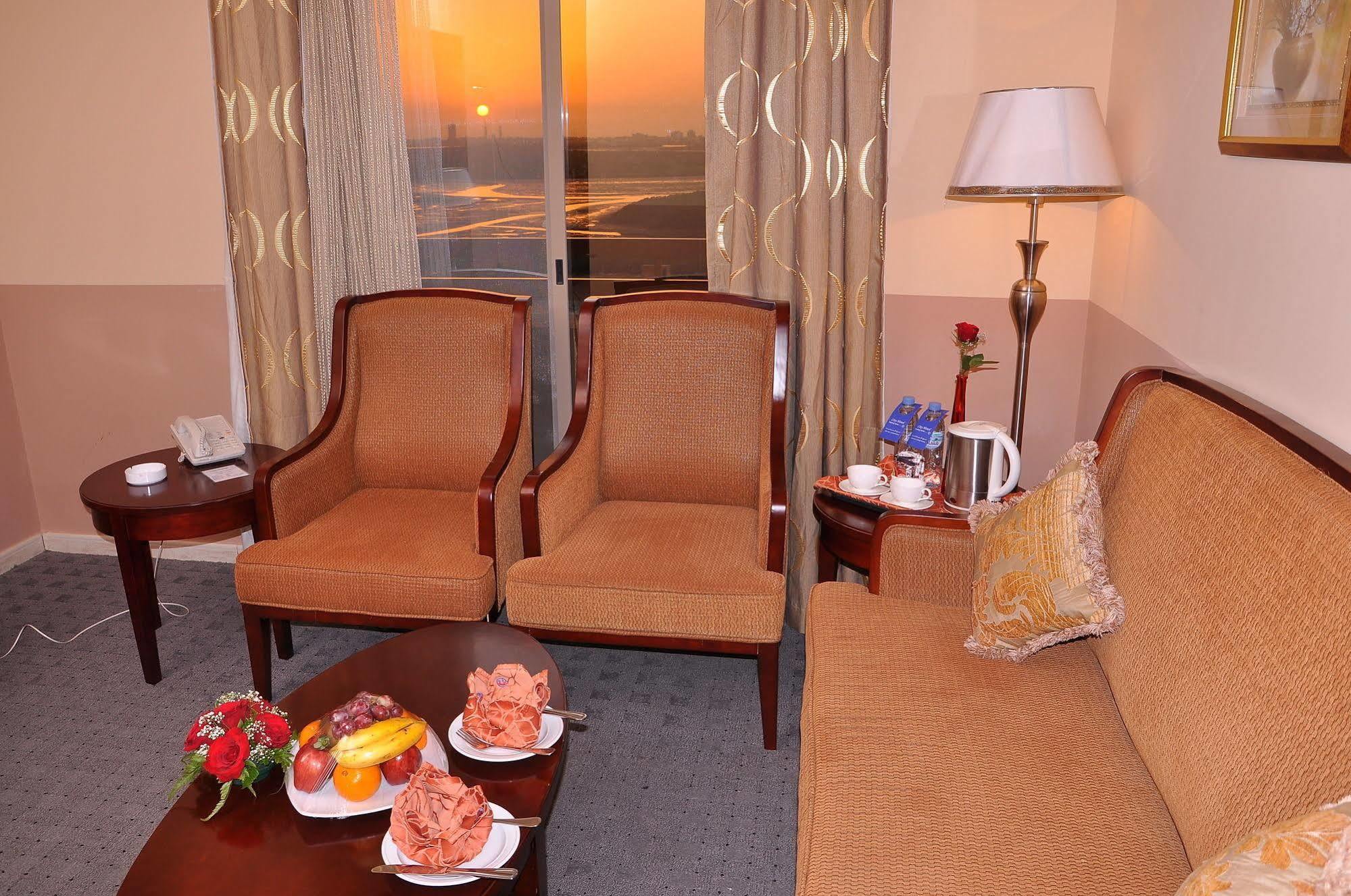 City Hotel رأس الخيمة المظهر الخارجي الصورة