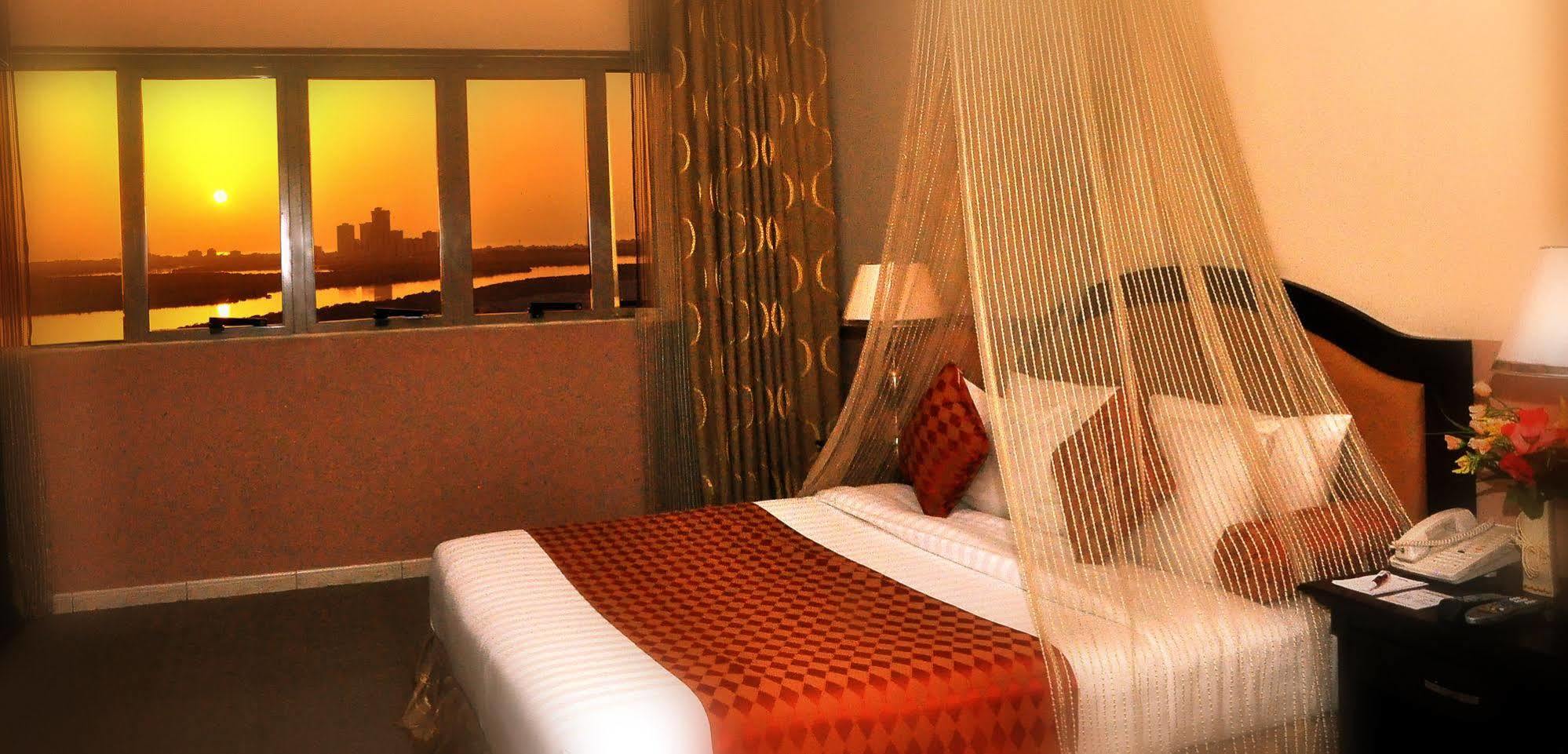 City Hotel رأس الخيمة المظهر الخارجي الصورة