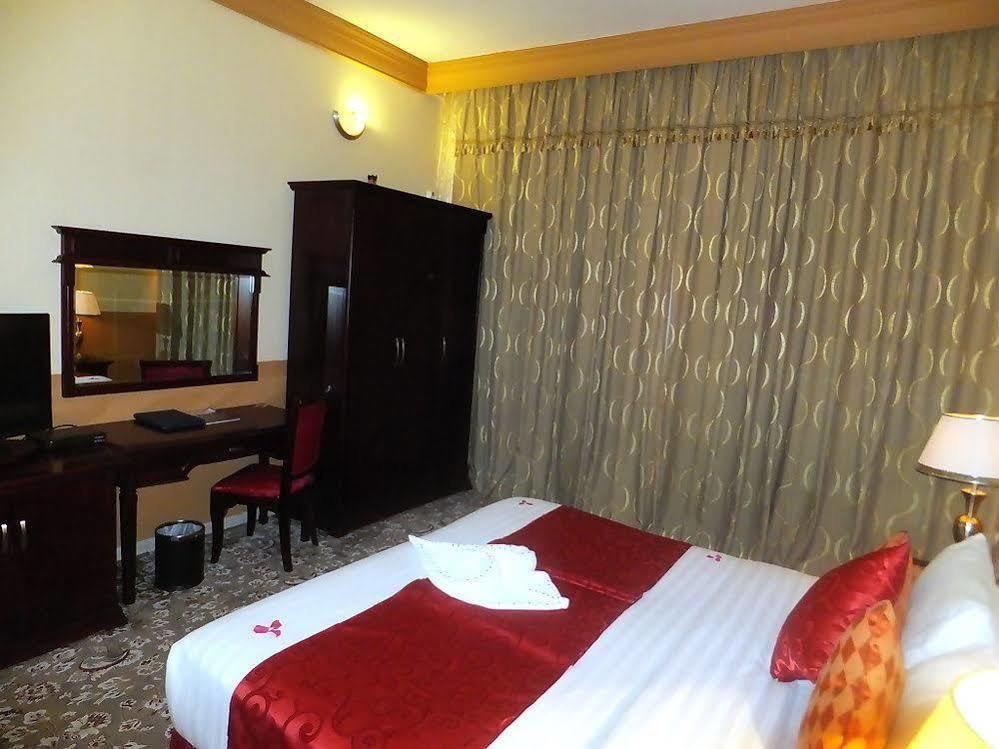 City Hotel رأس الخيمة المظهر الخارجي الصورة